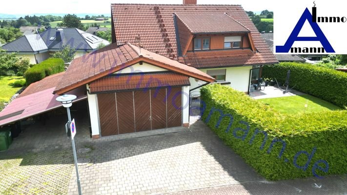 Liegenschaft Straßenansicht