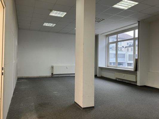 derzeit abgetrennter hinterer Bereich (Leichtbauwand)