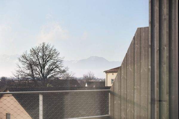 Balkon mit Bergblick -HERDERGÄRTEN 2.4.2