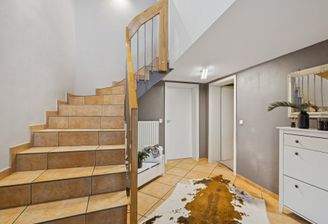 Flur / Treppenaufgang