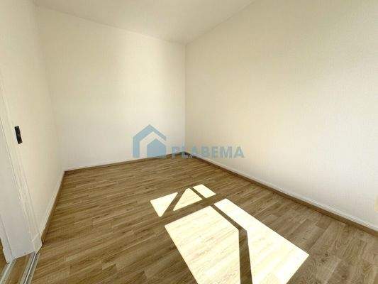 132.04-Schalfzimmer Ansicht 1