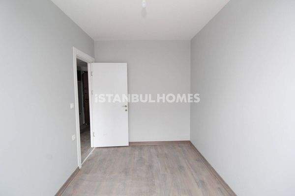 Apartment Close to Buyukdere Avenue and Metro in Kagithane