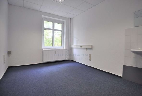 1. OG Büro 105