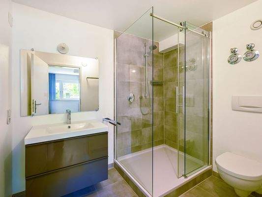 Einliegerwohnung - Bad