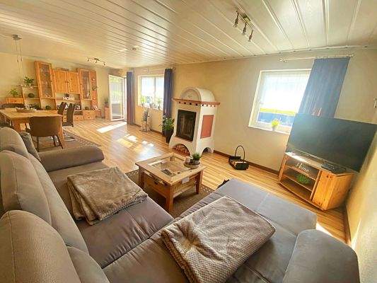 Wohnzimmer mit Kamin