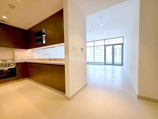 Ready-to-Move Luxury Apartment Near Park in Dubai Hills Estate