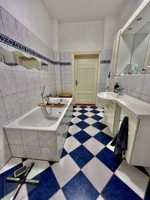 Wohnung 4 Badezimmer