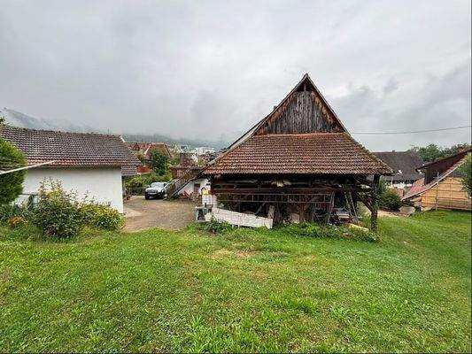 Schopf und Garage / Carports