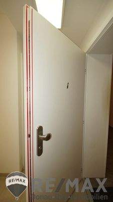 19 Sicherheitstüre ETW 3004