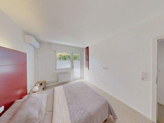 OG Schlafzimmer Bild 2