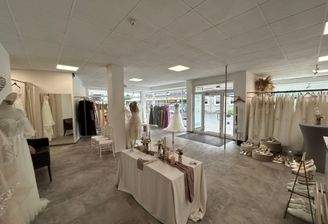 Verkaufsraum gen Eingang