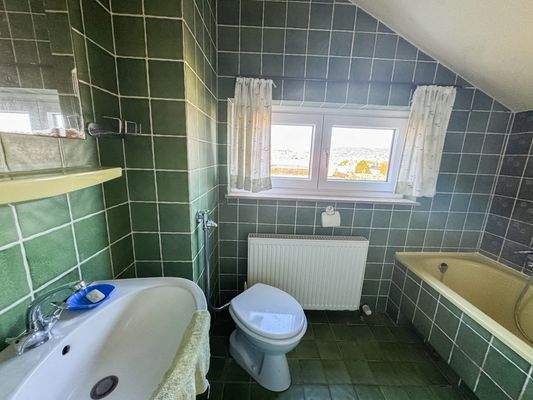 Innenansichten OG/DG