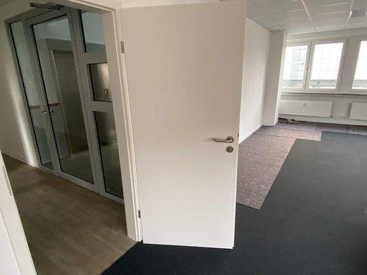 schön gelegenes Büro