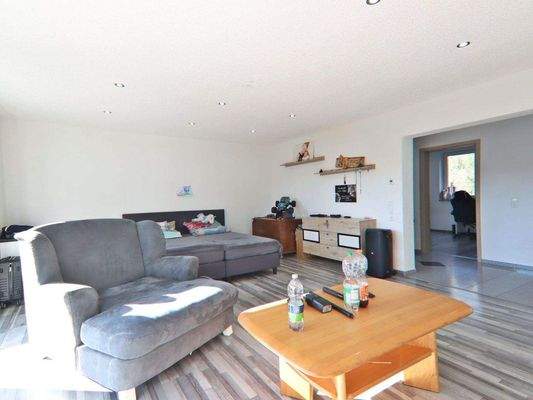 EG Wohnzimmer Bild 1