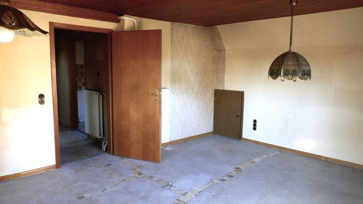 Wohnzimmer OG zum Flur