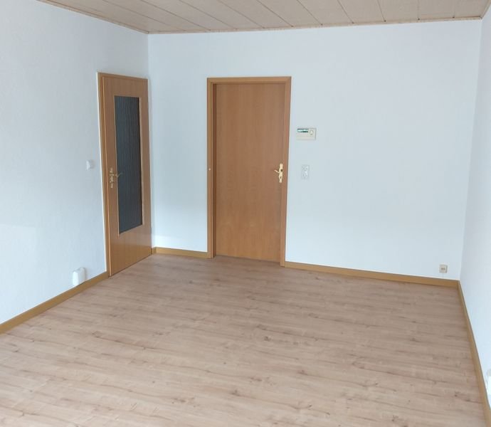 3 Zimmer Wohnung in Waltershausen , Thür