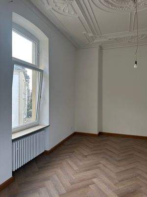 Jugendstilzimmer mit Parkett