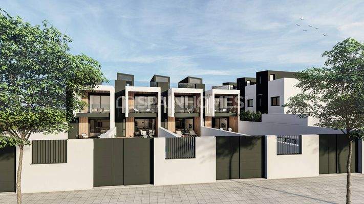 Sustainable Townhouses Near the Coast in Pilar de la Horadada