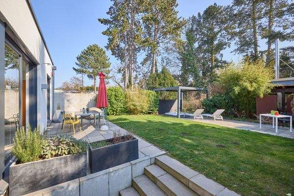 Garten mit Whirlpool