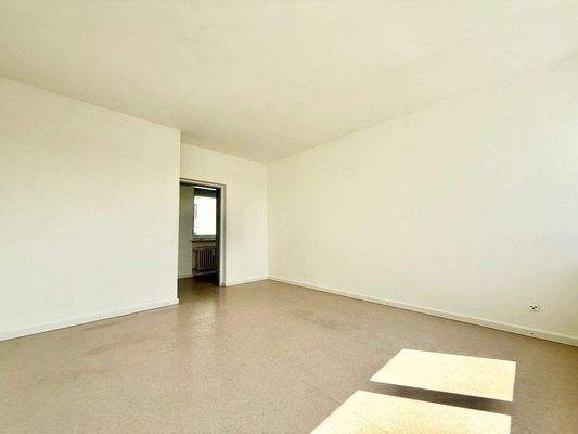 Wohnen in vollen Zügen vor Renovierung