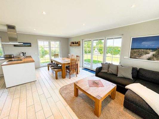 Der helle Wohn-Essbereich