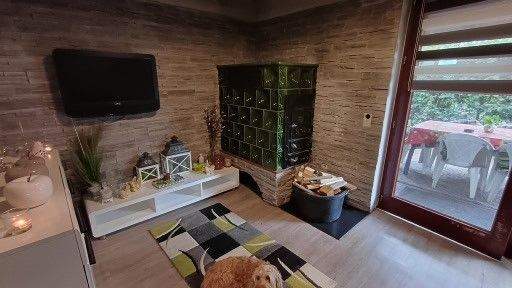 Kaminzimmer mit Kachelofen