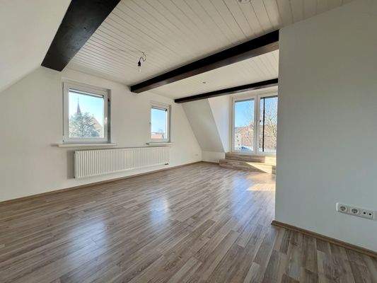 Wohn- und Essbereich DG