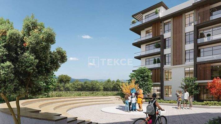 Apartments for Investment in Kartepe with Forest Views
