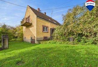 REMAX Immobilien DeLux Einfamilienhau Frontansicht Ballweiler Mark Borowicz