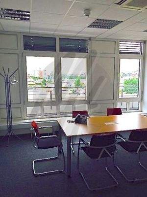 INFOS UNTER: 06171-586000