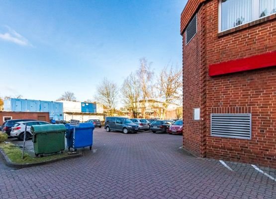 Außenansicht Parkplatz Hinterhof