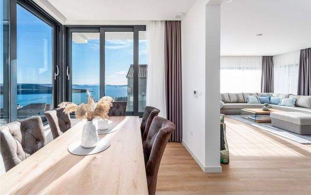 Essbereich mit Ausblick 