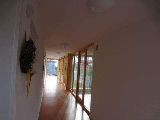 geschlossener Laubengang