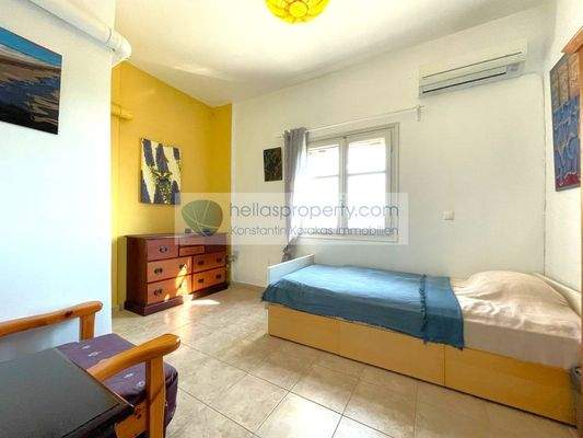 b08e77ce275d40968ca380ad9d39f2cf-original