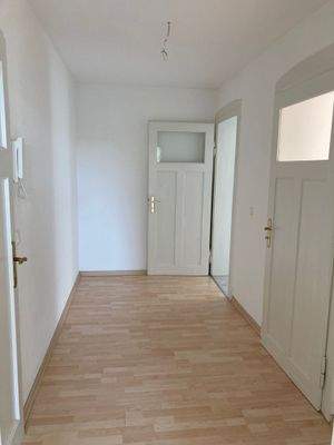 Flur Blick zur Küche