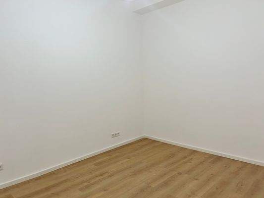 Schlafzimmer Ansicht 2