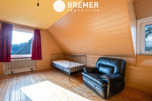 Zimmer 1 OG