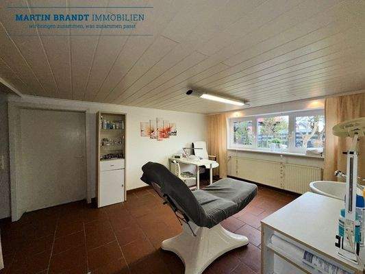 Kostmetikstudio im UG (Haus 2)