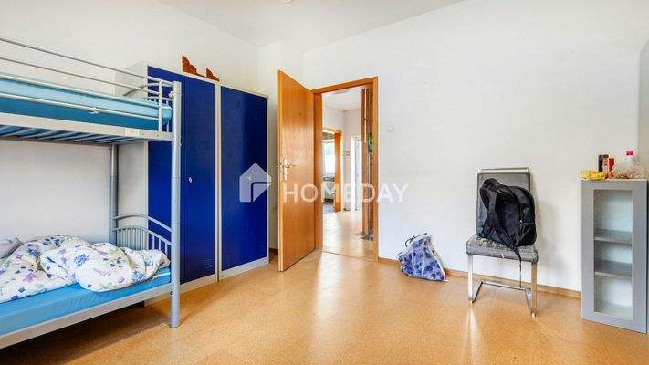 1. OG Schlafzimmer 2 2