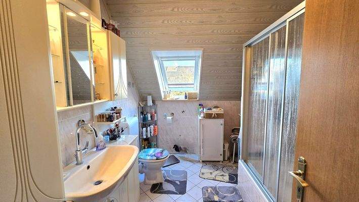 Badezimmer Dachgeschoss