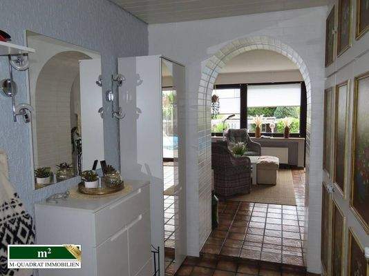 Durchgang z. Anbau EG