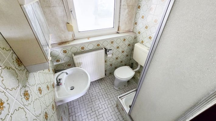 Badezimmer OG.jpg