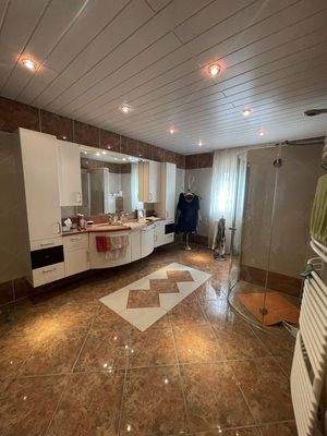 Badezimmer Wohneinheit 1