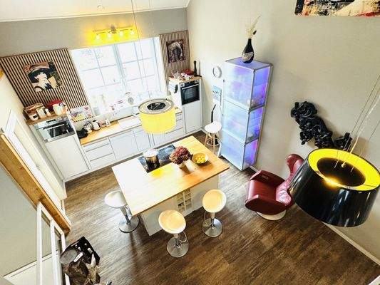 37. Küche Blick aus DG