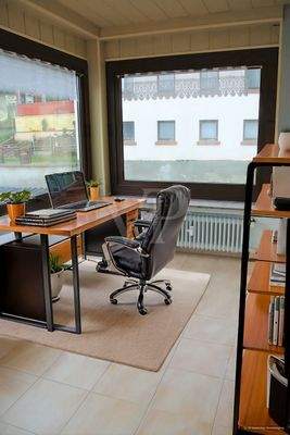 KI-Beheizter Wintergarten:Büro