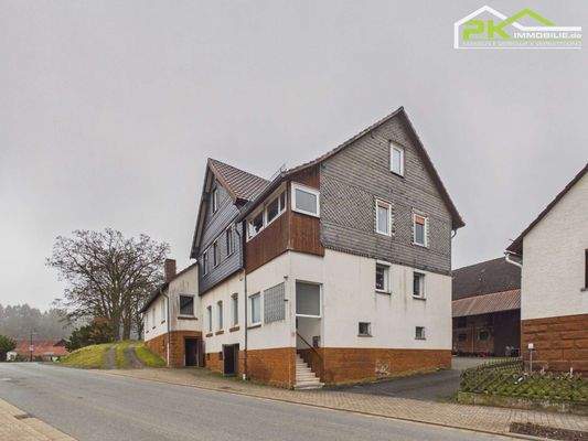 Eingang Straßenansicht