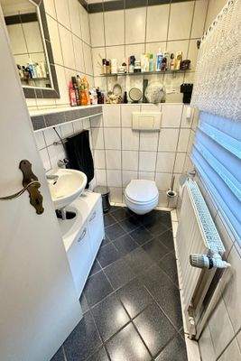 Flur 1: Gäste WC EFH