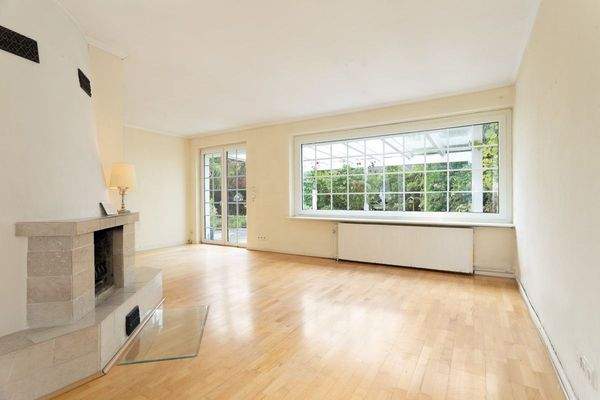 Wohnbereich mit Kamin