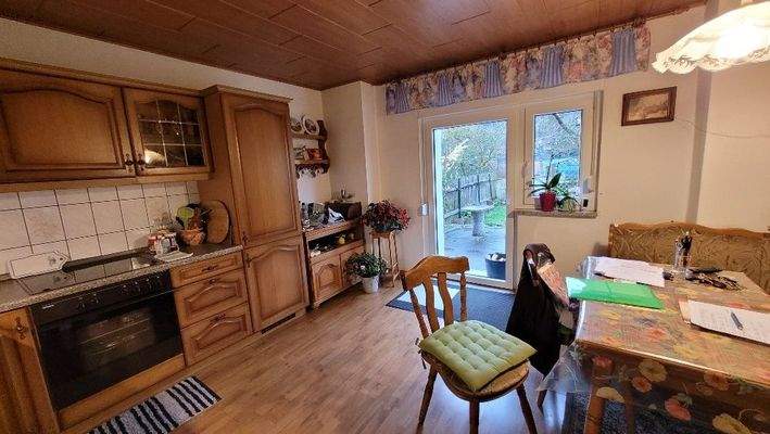 Küche mit Essbereich 