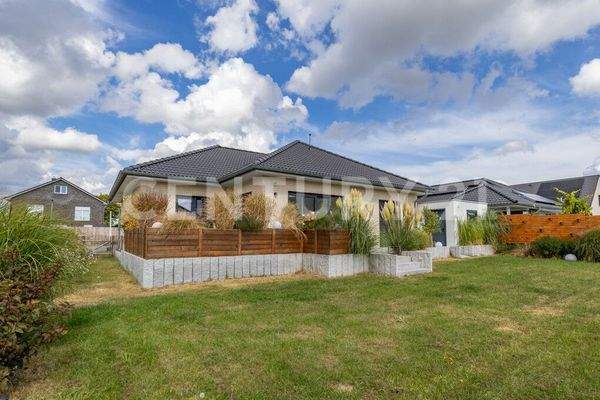 Rückansicht, Süd-Terrasse